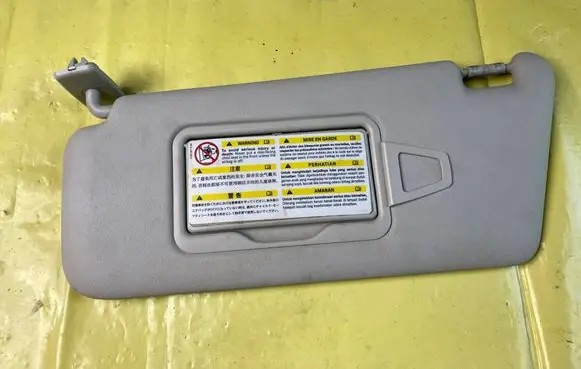 Mercedes-Benz B W245 Sun visor A1698100110