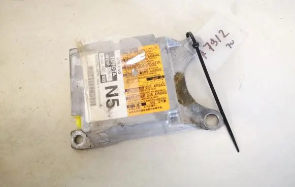 Toyota Urban Cruiser (XP110) Airbag control unit/module 8917052e40 89170-52e40