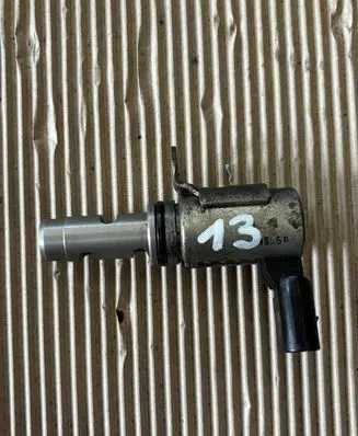 Volkswagen Jetta VI Camshaft vanos timing valve 03C906455A 20300