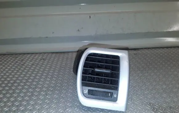 Dashboard side air vent grill/cover trim