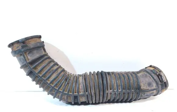 Renault Master III Air intake hose/pipe