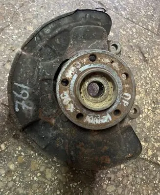Volvo XC90 Front wheel hub