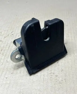 Volkswagen Golf VII Tailgate lock latch 5G0827505B