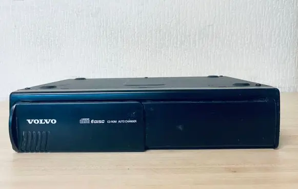 Volvo S80 CD/DVD changer 8651018