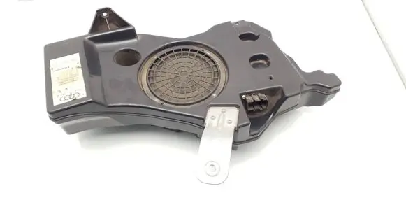 Audi A3 S3 8P Subwoofer speaker 8P4035382B