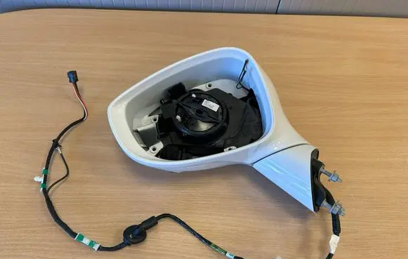 Chrysler Pacifica Front door electric wing mirror 6WY99GW7AA 328680