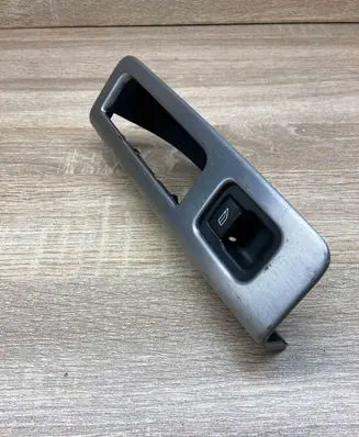 Volvo V50 Electric window control switch 8679678