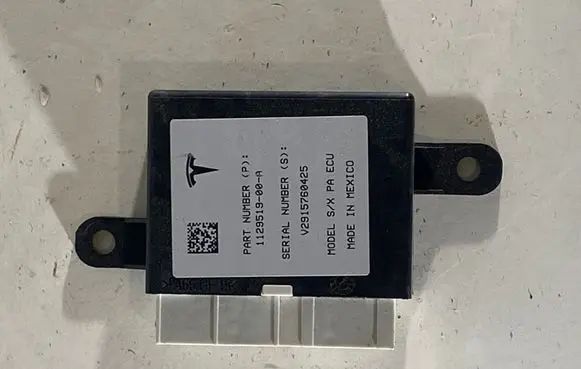 Tesla Model X Parking PDC control unit/module 112951900A