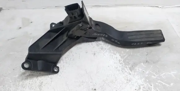 Ford Mondeo Mk III Accelerator throttle pedal 2S719F836DA 206700000068