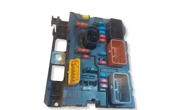 Peugeot 207 Central body control module 9664055780 BSML1100