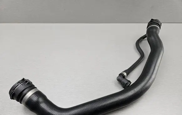 BMW 6 E63 E64 Engine coolant pipe/hose 7787449 17127787449