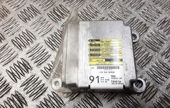 Toyota Corolla Verso E121 Airbag control unit/module 213819107 891700f032