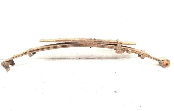 Toyota Hilux (AN10, AN20, AN30) Rear leaf spring 