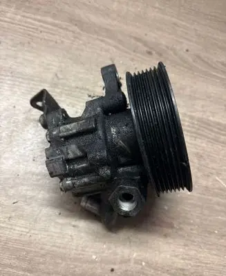Mercedes-Benz C W204 Power steering pump 7691332151