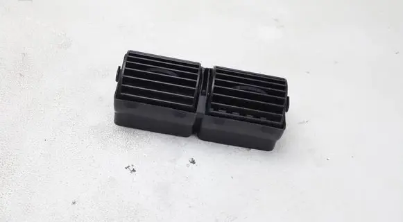 Dodge RAM 1500 DS Rear air vent grill 48002301