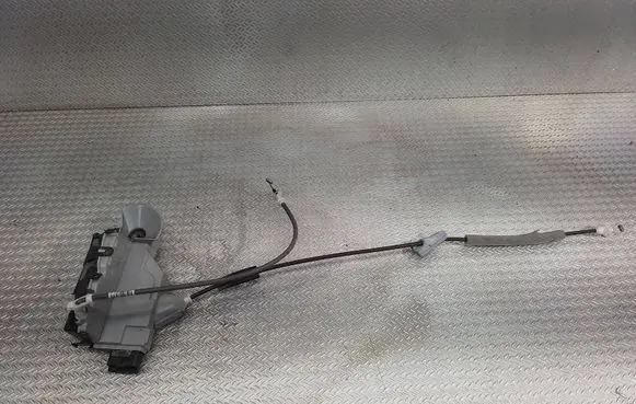 Toyota Proace Front door lock 16942545
