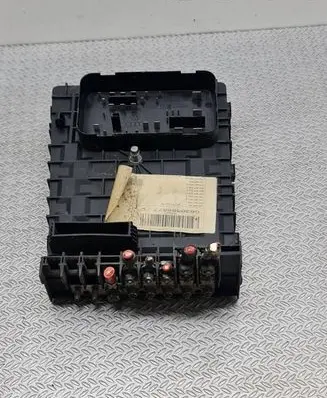 Audi A3 S3 8P Fuse module 1K0937125A