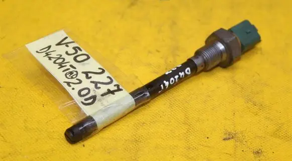 Volvo V50 Oil level sensor 96499344