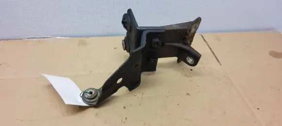 Jeep Grand Cherokee ABS pump bracket 116428