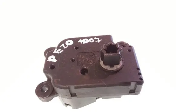 Peugeot 1007 Air flap motor/actuator F663746XC