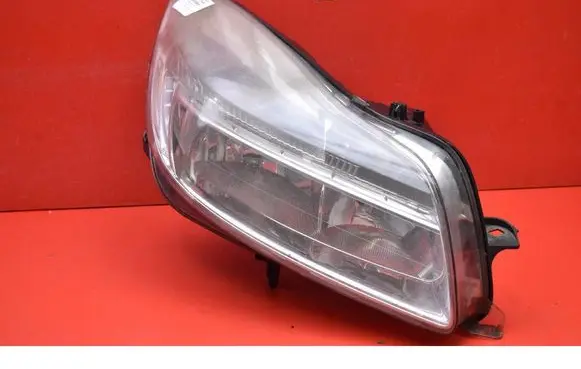 Opel Insignia A Headlight/headlamp 13226783