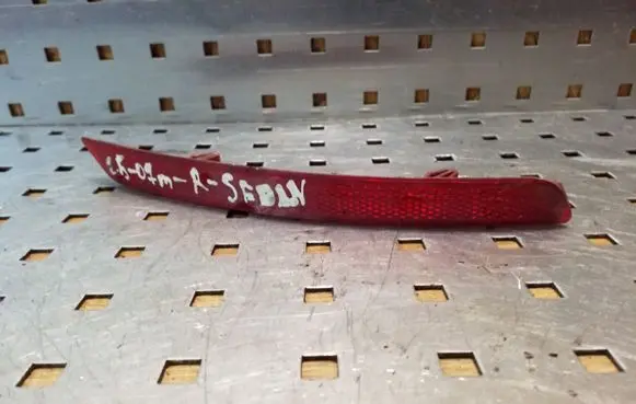 Rear tail light reflector