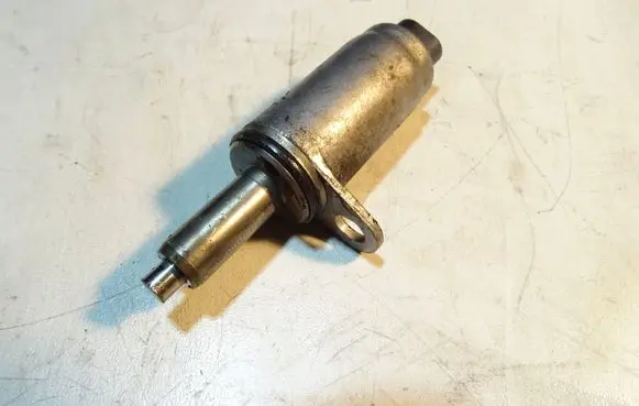 Audi A5 8T 8F Camshaft vanos timing valve 06E103697G