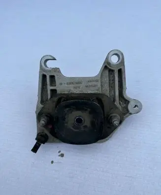 Renault Trafic III (X82) Gearbox mount
