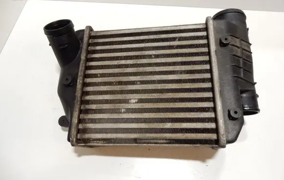 Audi A6 S6 C6 4F Intercooler radiator 4F0145806 61176