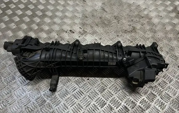 BMW X5 F15 Intake manifold 7811909