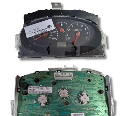Nissan Micra Speedometer (instrument cluster) AX710