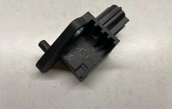 Volkswagen Tiguan Airbag deployment crash/impact sensor 5N0959351 5N0959351B