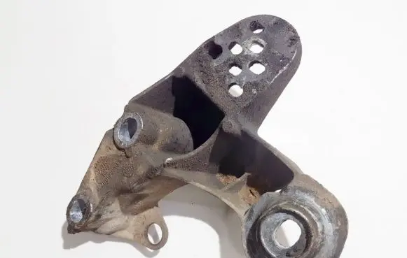 Audi A4 S4 B5 8D Engine mounting bracket 4b0199351a
