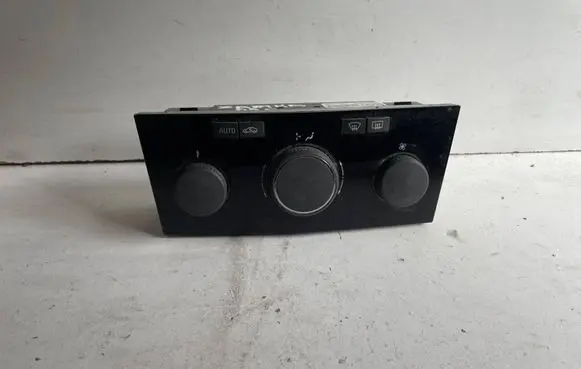 Opel Zafira B Climate control unit 13250622