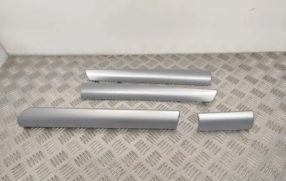 Opel Zafira B Interior decorative trim set 13162510 13163897 13162516