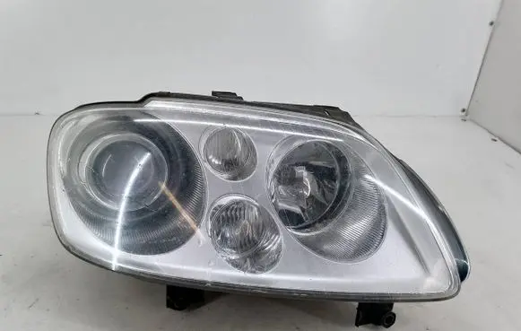 Volkswagen Touran I Headlight/headlamp 1T0941032F