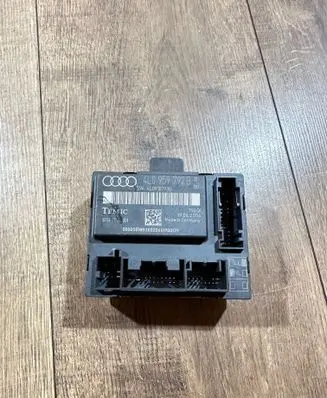 Audi Q7 4L Door control unit/module 4L0959792B 4L0910793B 0033TFJ0001