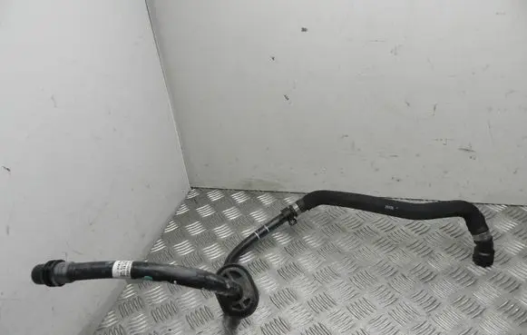Mercedes-Benz GLE W167 Engine coolant pipe/hose A1678308503