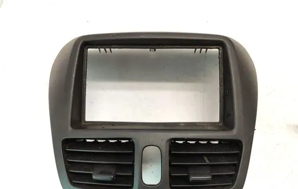 Suzuki Liana Dash center air vent grill 7382154G0