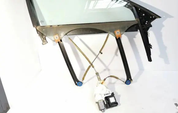 Audi A3 S3 A3 Sportback 8P Front door window regulator with motor 8P4837462