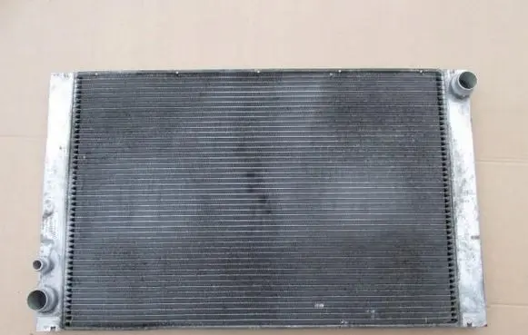 Audi A8 S8 D3 4E Coolant radiator