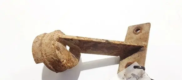 Citroen Xsara Bracket in trunk/boot 