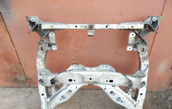 BMW 5 F10 F11 Front subframe 6796692 6797643 62190