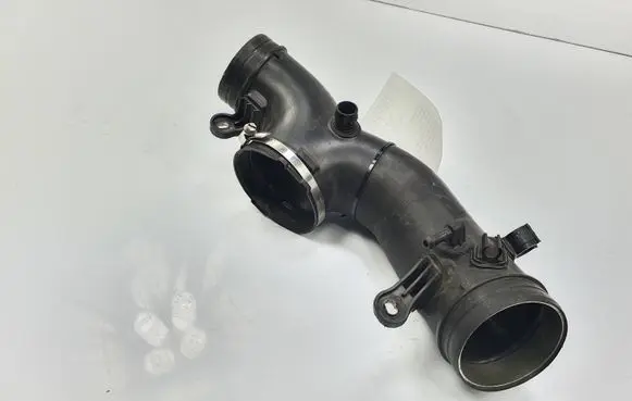 Audi A8 S8 D4 4H Air intake duct part 4H0129711D