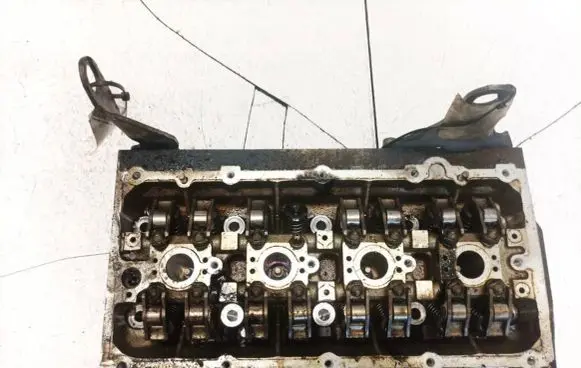 Engine head