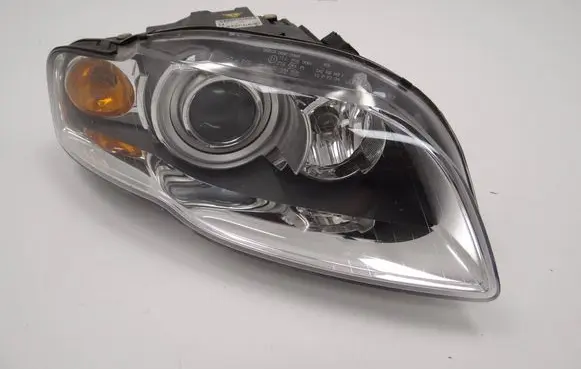 Audi A4 S4 B7 8E 8H Headlight/headlamp 8E0941004AM 0301219272