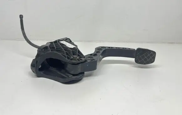 Volkswagen Golf V Clutch pedal 1K1721059
