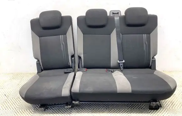 Fiat Doblo Second row seats 