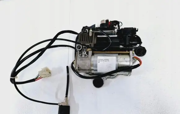 Land Rover Range Rover L322 Air suspension compressor 