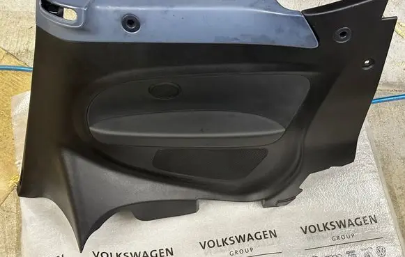 Volkswagen Beetle A5 Coupe rear side trim panel 5C3867044AH82V